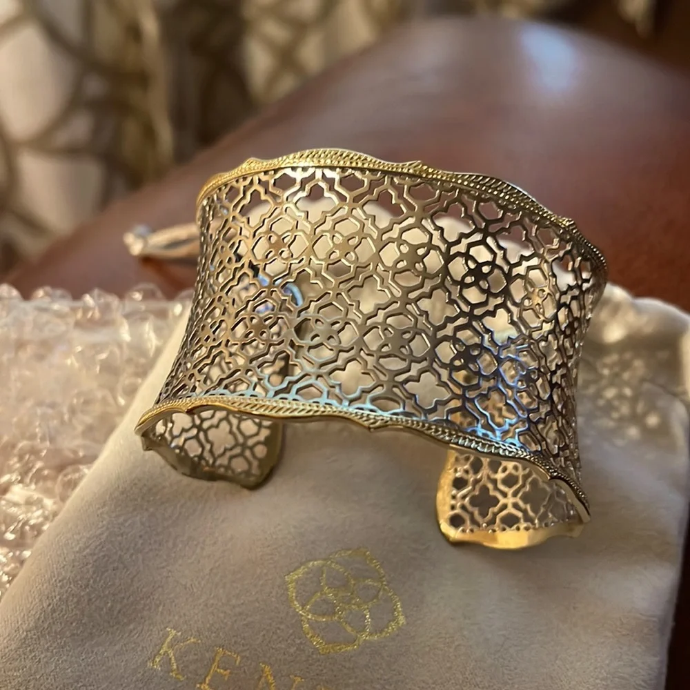 Kendra Scott Candice gold cuff bracelet in silver filigree - Picture 1 of 4